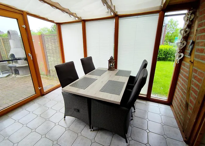 Haus Frieda * 도룸 노이펠트